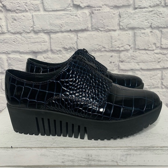 Opening Ceremony Crocodile Embossed Leather Platform Loafers - Picture 9 of 16